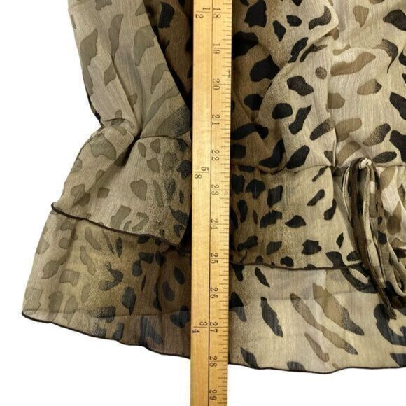 New Direction Sleeveless Blouse Womens Size Medium Leopard Print Embellished Top - Picture 11 of 12